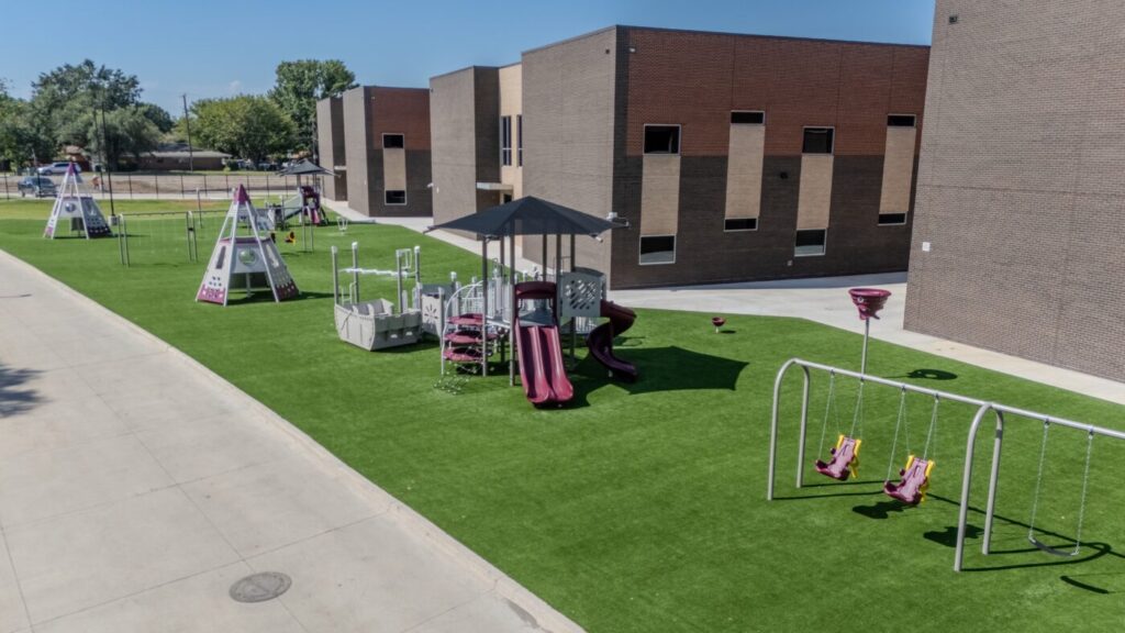 Hunter Knepshield Playground Installation
