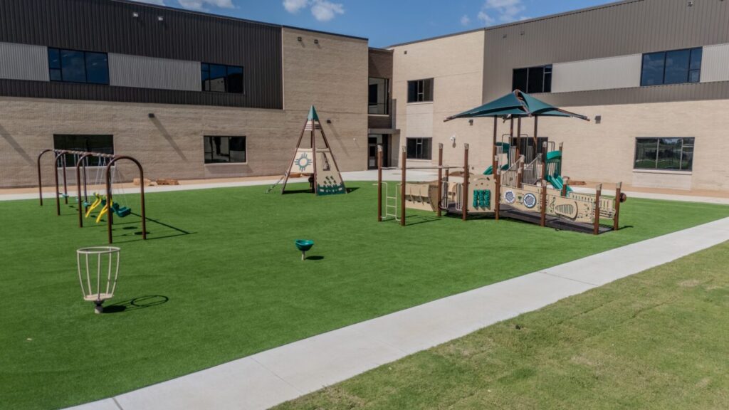 Hunter Knepshield Playground Installation
