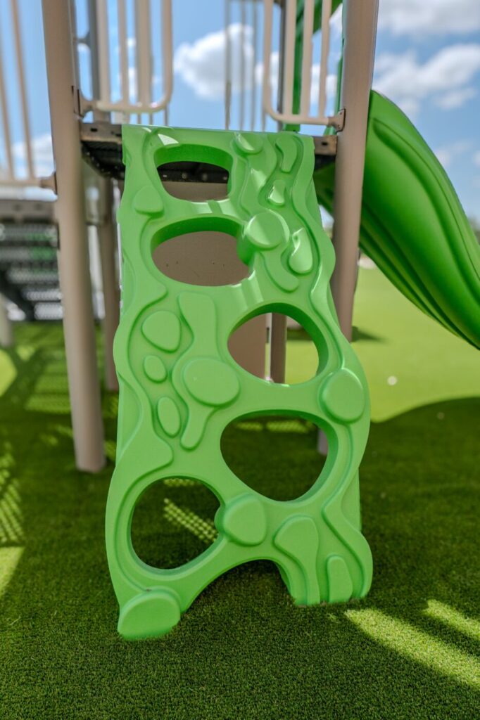 Hunter Knepshield Playground Installation