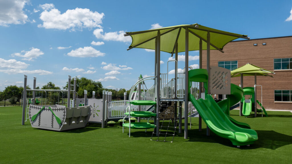 Hunter Knepshield Playground Installation