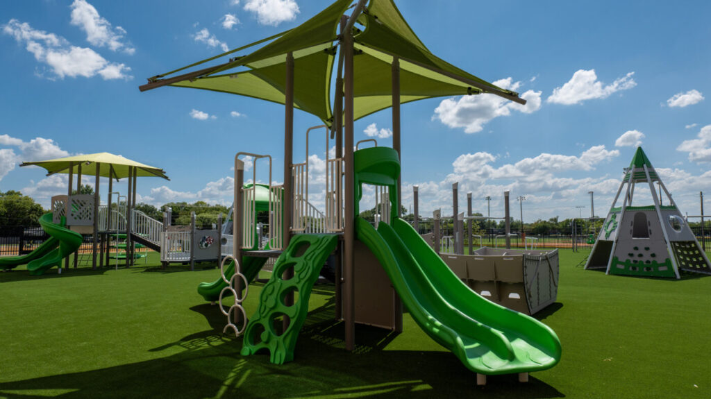 Hunter Knepshield Playground Installation