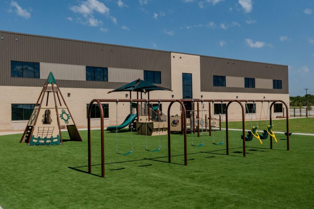 Hunter Knepshield Playground Installation